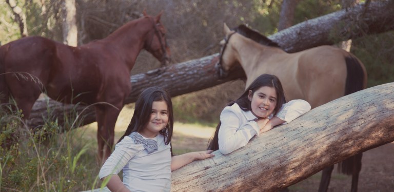 008-trajes comunion niña-trajes comunion niño-fondos comunion-fotografo comunion valencia-fotos comunion valencia-comunion valencia-fotografos valencia-fotos estudio niña-sesion estudio niños-fotos bebe valencia-comunion exterior valencia