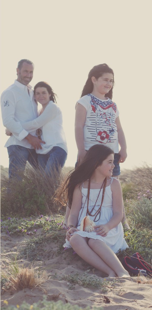 017-trajes comunion niña-trajes comunion niño-fondos comunion-fotografo comunion valencia-fotos comunion valencia-comunion valencia-fotografos valencia-fotos estudio niña-sesion estudio niños-fotos bebe valencia-comunion exterior valencia