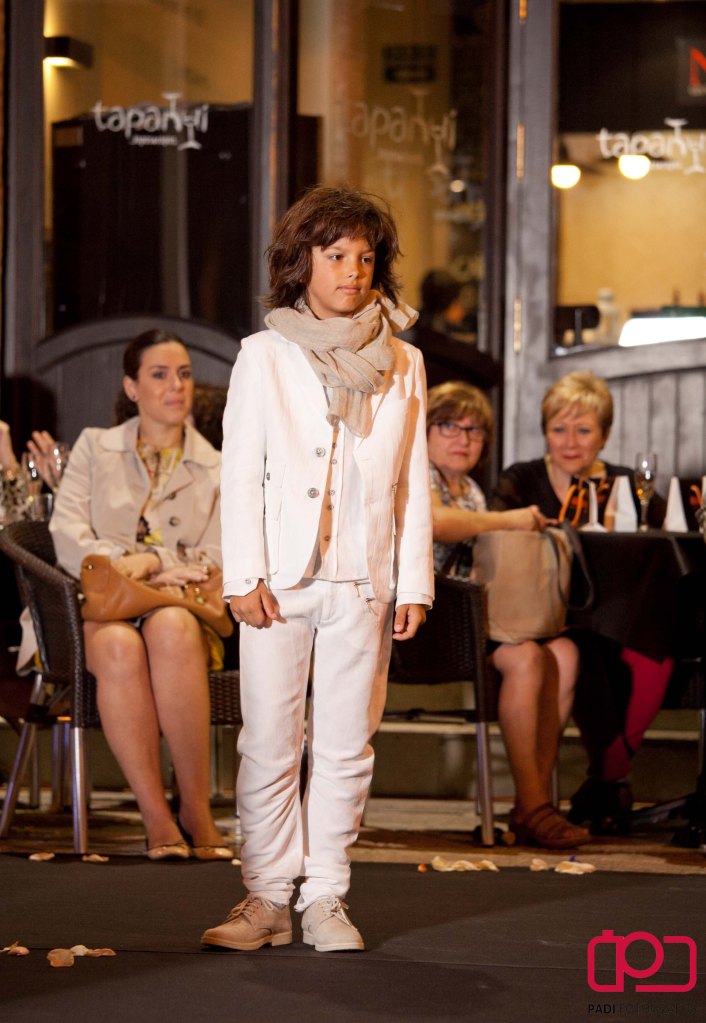 fotografo valencia-fotografo comunion valencia-fotografia comunion valencia-traje comunion-diseñador traje comunion-desfile rubio kids-foto padi alacuas-fotografia moda infantil_38