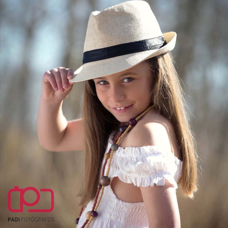 fotografo valencia-fotografo comunion-fotografia niños estudio-traje comunion niña-fotografia comunion exterior_11