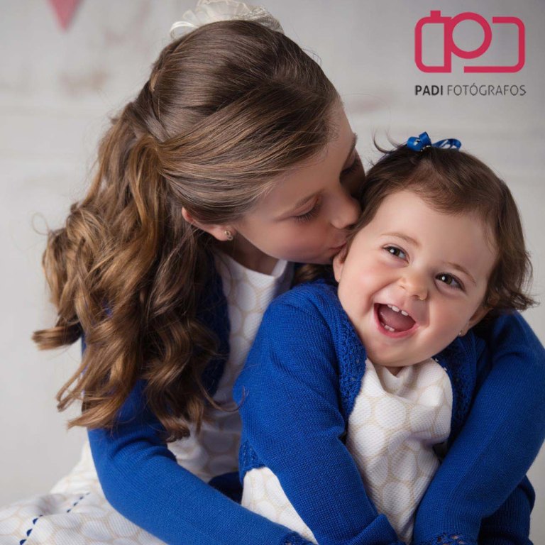 fotografo valencia-fotografo comunion-fotografia niños estudio-traje comunion niña-fotografia comunion exterior_6