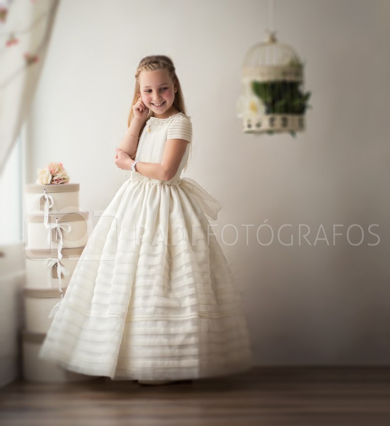 005-paula-comunion-valencia-fotos-estudio-comunion-valencia-fotografia-comunion-valencia-fotografo-valencia-fotos-padi-alacuas-