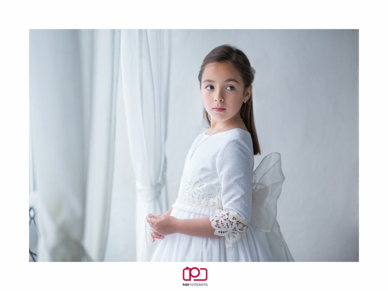 01-daniela-fotografia comunion valencia-fotografos comunion valencia-reportaje comunion valencia-fotografo valencia-padi fotografos-fotografia comunion exterior